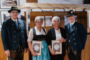 v.l.n.r. Rainer Steinhart, Christl Bader, Anita Haas, Christian Schramm